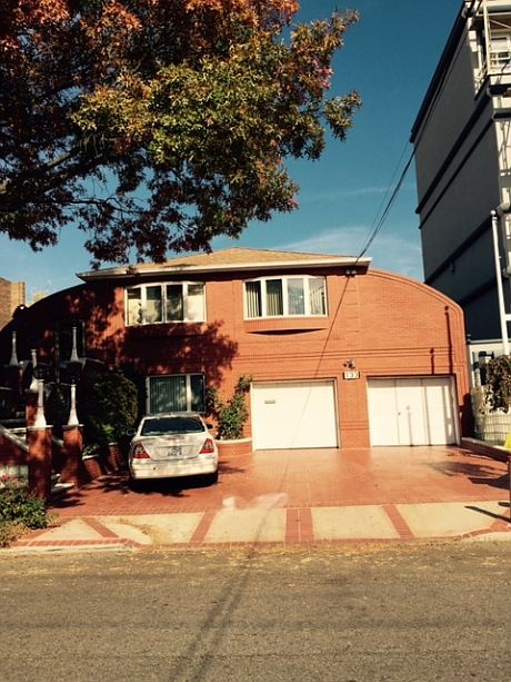 1st image of 133 Bassett Ave