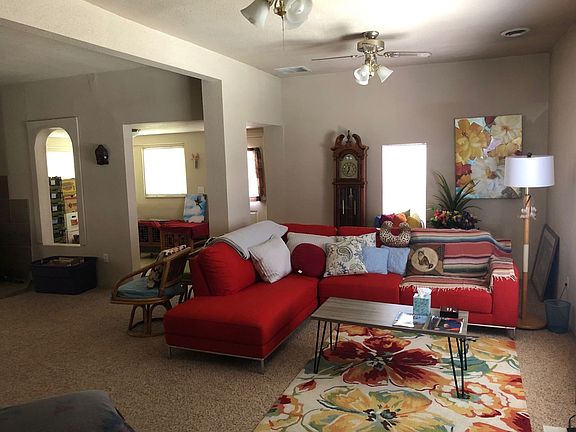 4th image of 923 Gallinas St