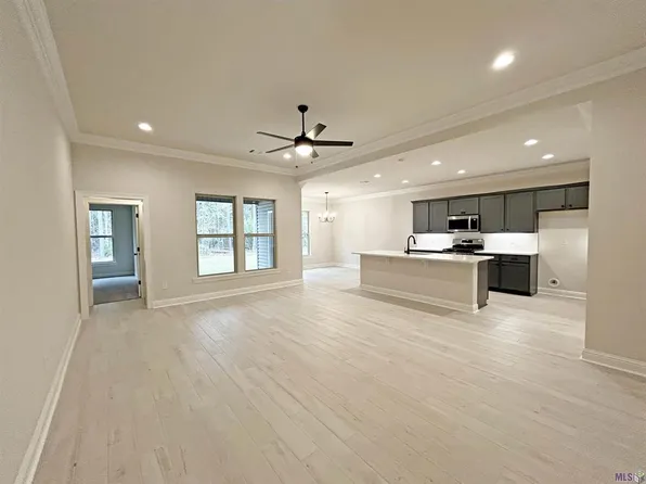 39512 White Sand Ln, Ponchatoula, LA 70454