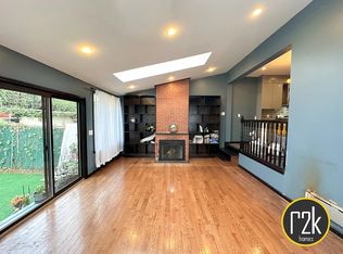 30-76 41st St #3, Astoria, NY 11103