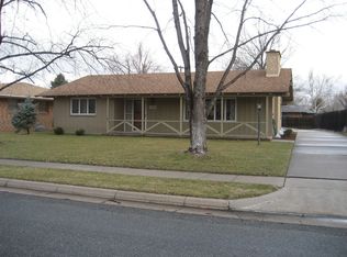 1006 Lenox St, Hutchinson, KS 67502