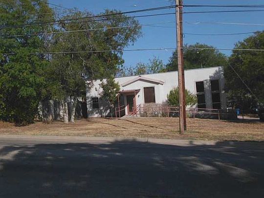 1st image of 903 Avenue J