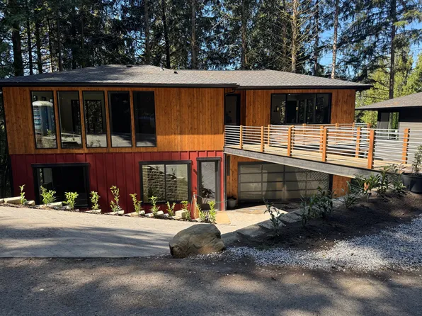 10 Valley View Cir, Bellingham, WA 98229