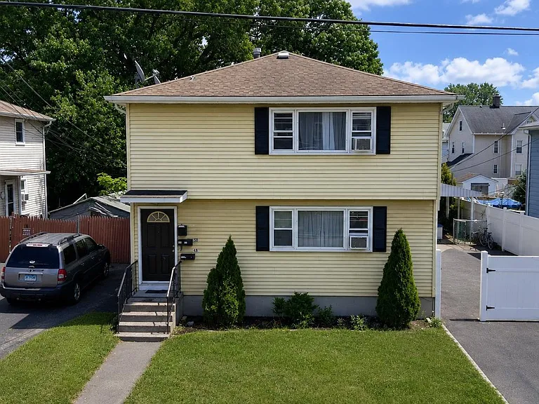 50 Wood St #1 — Photo 1