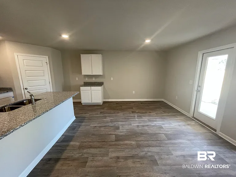 213 Burnston Way — Photo 11