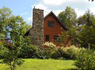 1354 Slocum Rd, Mountain Top, PA 18707