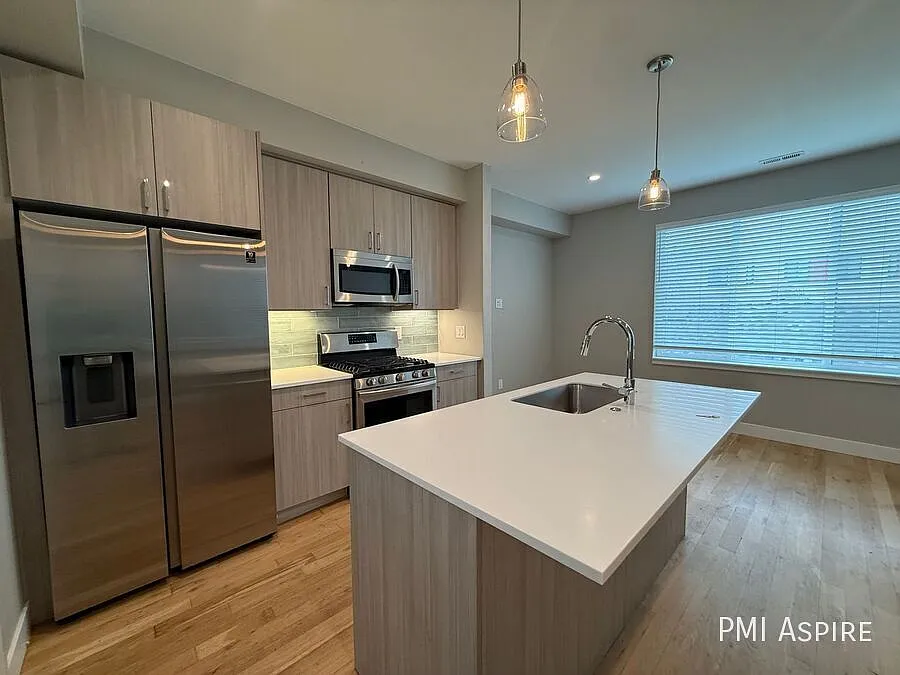 5155 W 10th Ave
