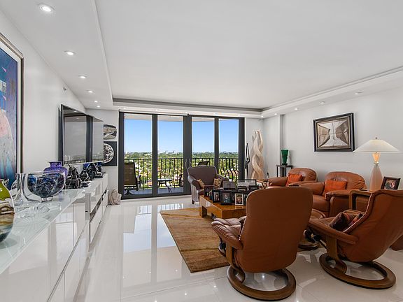 3rd image of 8877 Collins Ave Penthouse 6