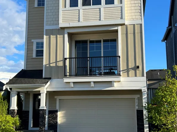 714 205th Place SW, Lynnwood, WA 98036