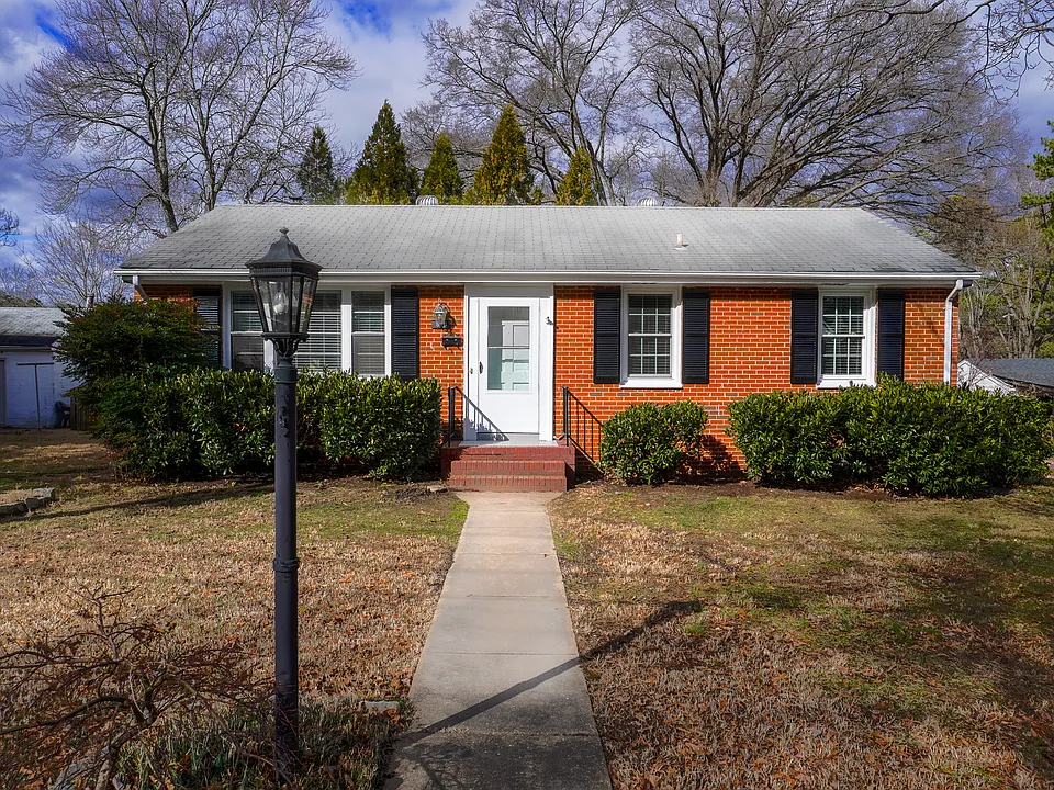 818 Orchard Rd