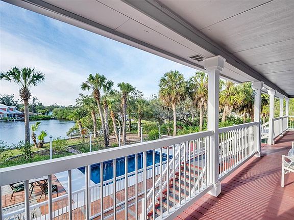 3rd image of 4915 South Rd