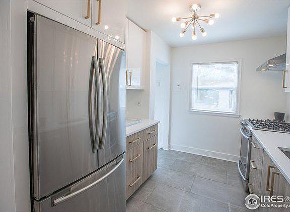 4th image of 1257 Rosemary St
