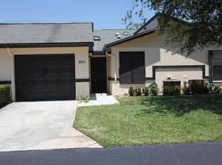 22 Ridgepointe Dr #C, Boynton Beach, FL 33435