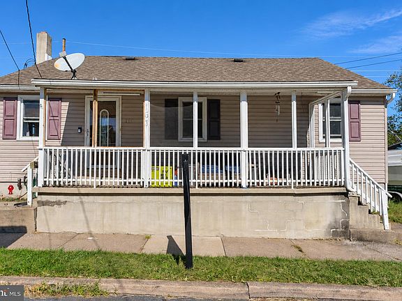 2nd image of 163 State St