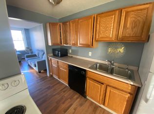 87 Talcott Ave, Vernon Rockville, CT 06066