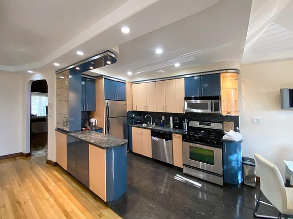 4th image of 2277 E 29th St Floor 2