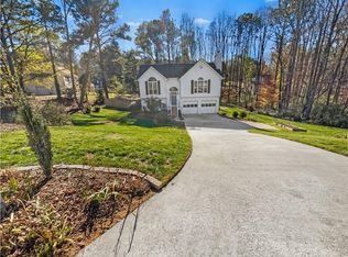 7075 Old Post Ct, Cumming, GA 30028