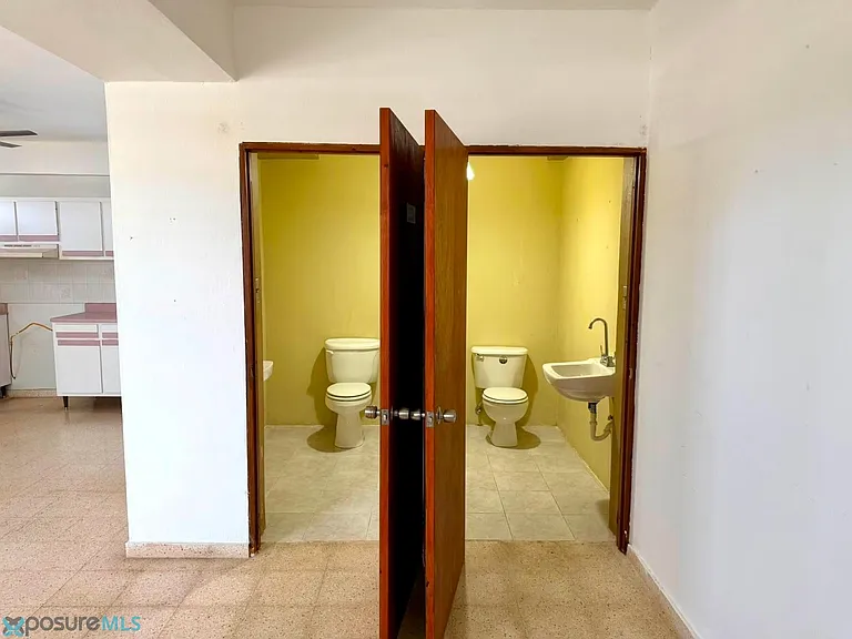 7 San Carlos #7 — Photo 5