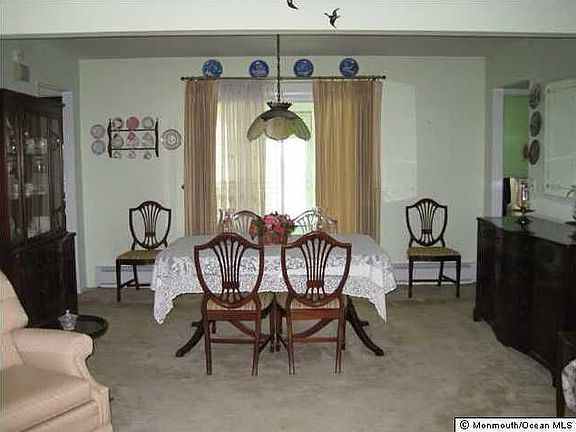 Formal Dining 