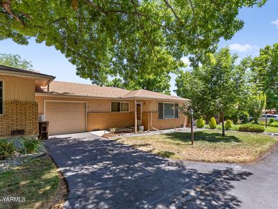 7606 Summitview Ave APT 15, Yakima, WA, 98908