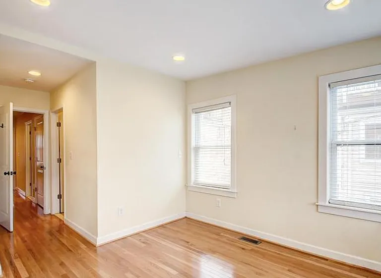 1538 Clarkson St — Photo 11