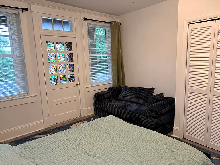 1323 Colonial Ave #4 — Photo 14