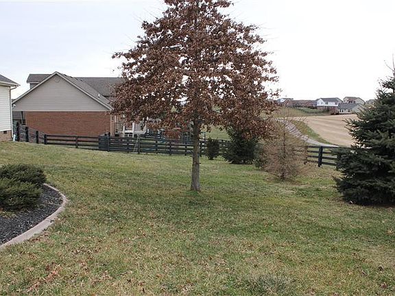 5th image of 181 General Cleburne Dr