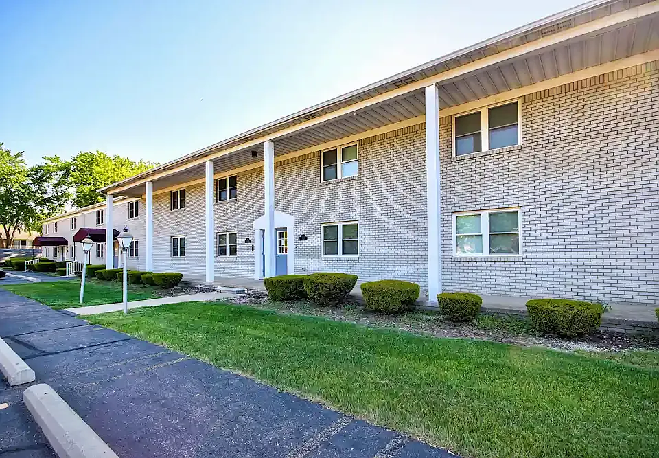 Fairfield Arms Apartments