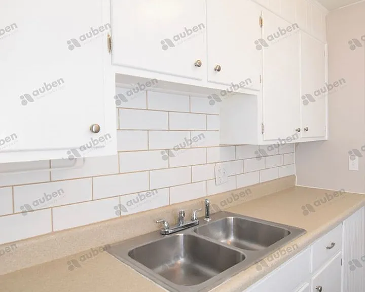 1602 Johns Rd #C — Photo 11