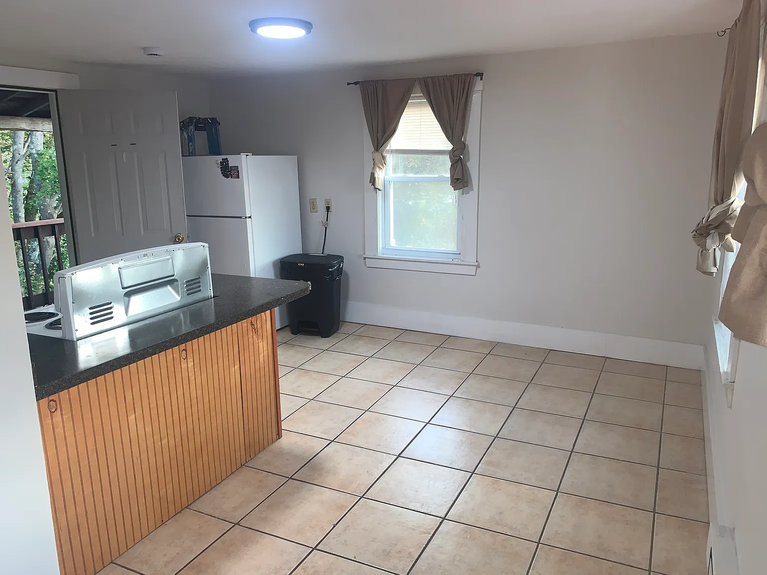 1 bed, 800 sqft, $1,400 — Photo 2