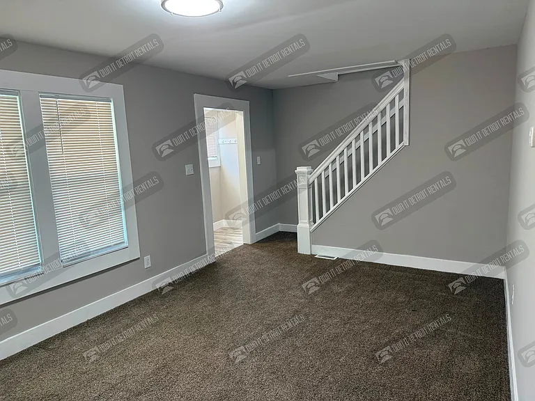 19263 Conley St — Photo 6
