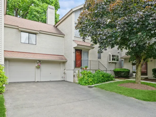 320 Strawberry Hill Avenue APT 58, Stamford, CT 06902