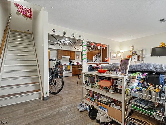 3rd image of 1503 Whitehall Blvd