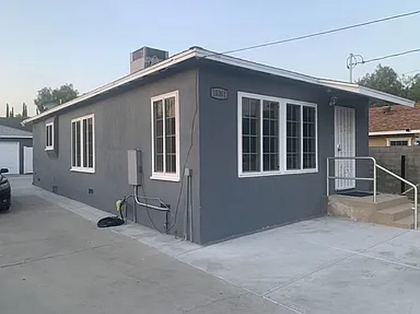 10301 Arminta St