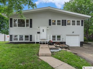 7706 Seymour St, Ralston, NE 68127