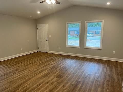 1st image of 318 Turner St #318