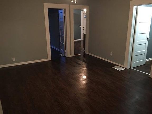 Living Room - View from Entrance