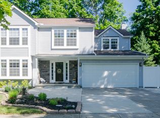 7997 Lake Crest Dr, Ypsilanti, MI 48197