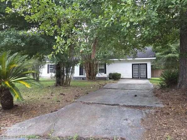 505 Heritage Dr, Hinesville, GA 31313