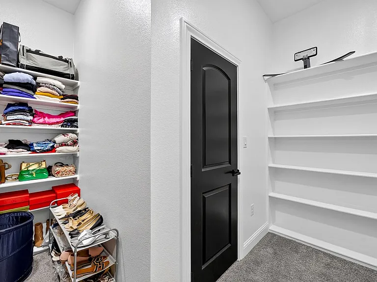 8619 La Jolla Dr — Photo 40