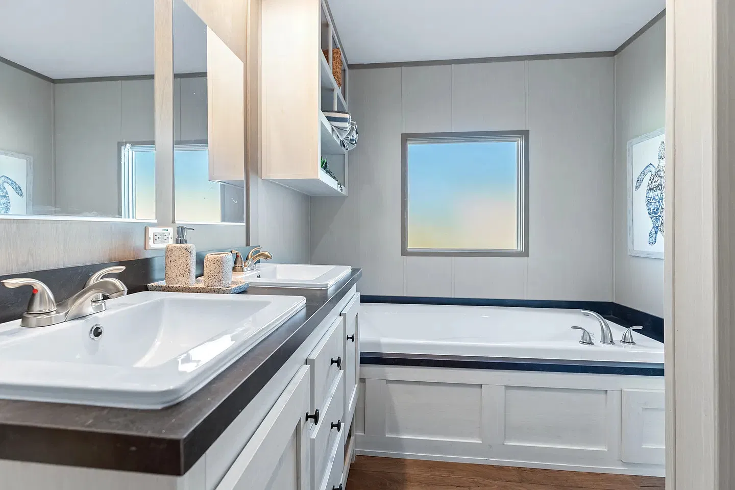 3 bed, 1191 sqft, $1,650 — Photo 3
