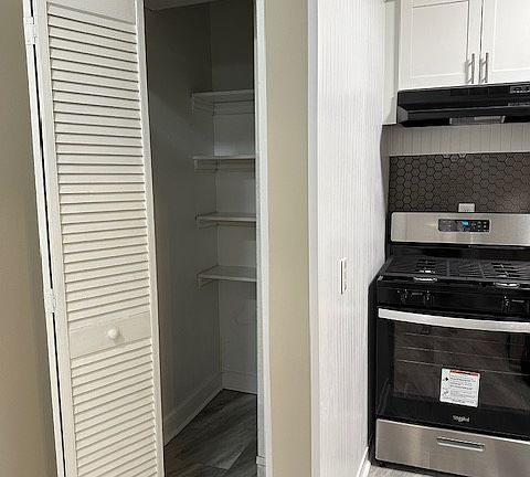 3rd image of 2918 Idlewood Ave APT 2