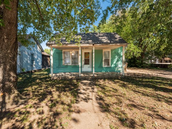 210 E Main St