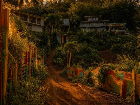 1660 Kokomo Rd, Haiku, HI 96708