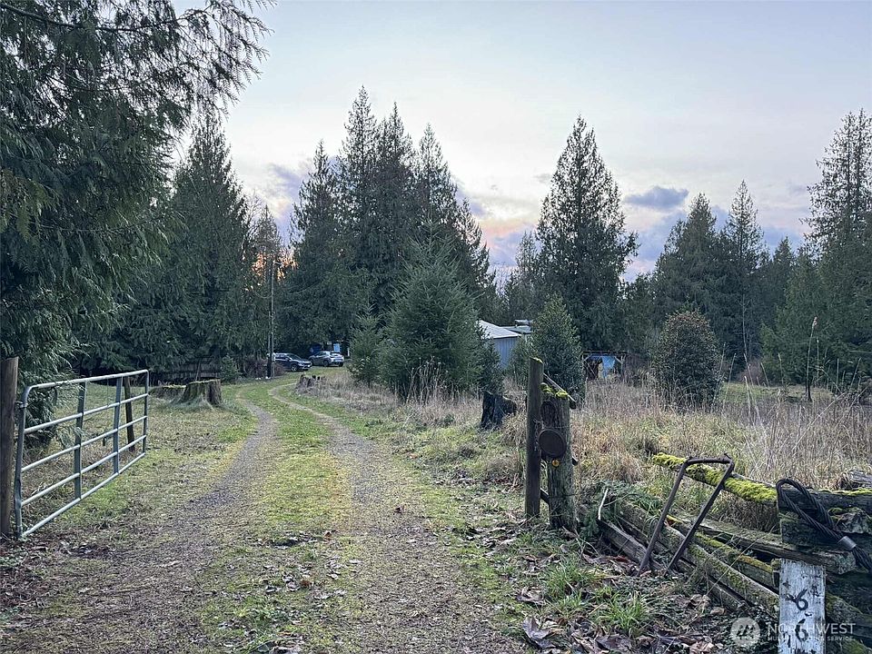 2nd image of 6639 Goodwin Road