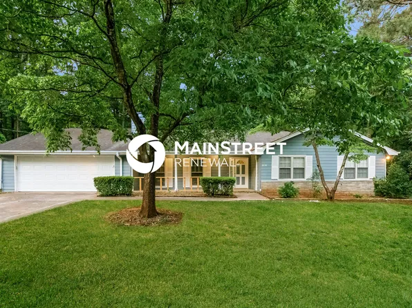 2135 Pinewood Dr, Covington, GA 30016