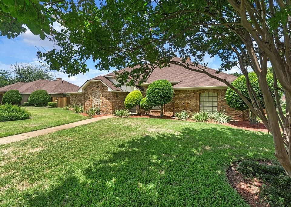 1st image of 715 Villa Creek Dr