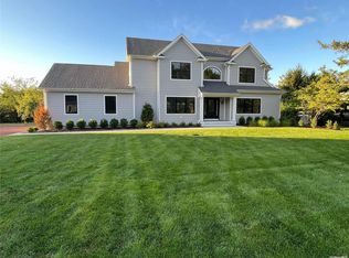 2555 Stanley Rd, Mattituck, NY 11952