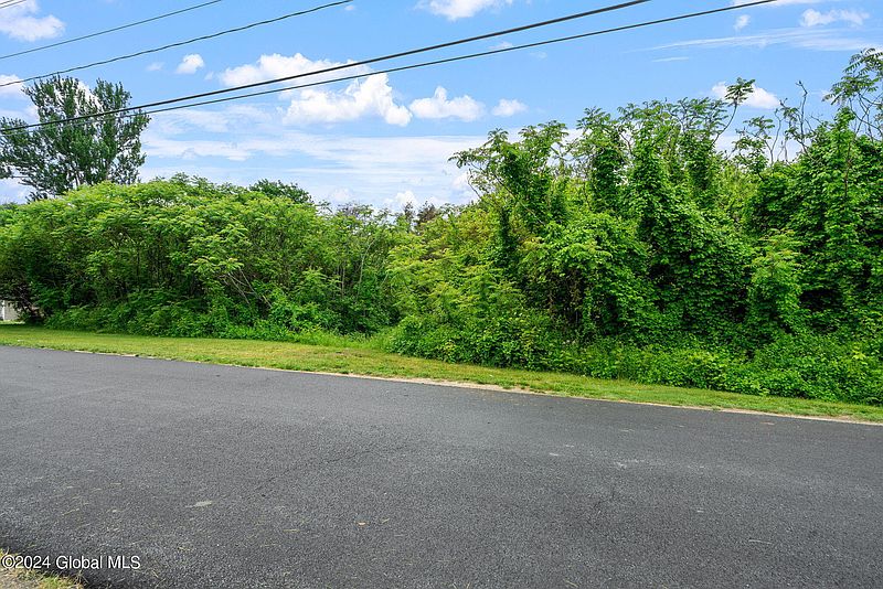 2nd image of Lot 2 Champagne Drive