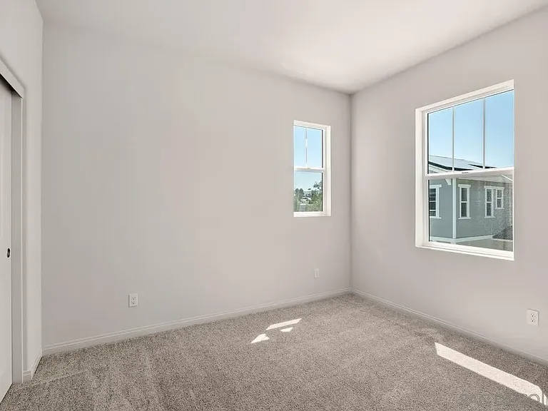 1523 Wingwood Ln — Photo 24